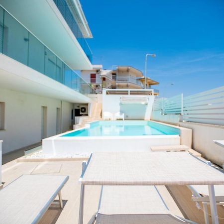 Delposto Marina Di Ragusa Prl מראה חיצוני תמונה
