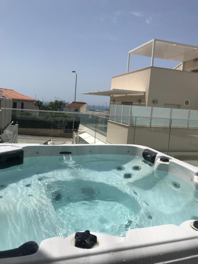 Delposto Marina Di Ragusa Prl מראה חיצוני תמונה