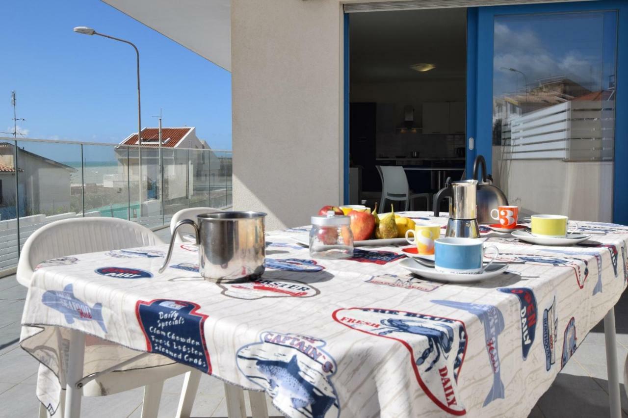 Delposto Marina Di Ragusa Prl מראה חיצוני תמונה