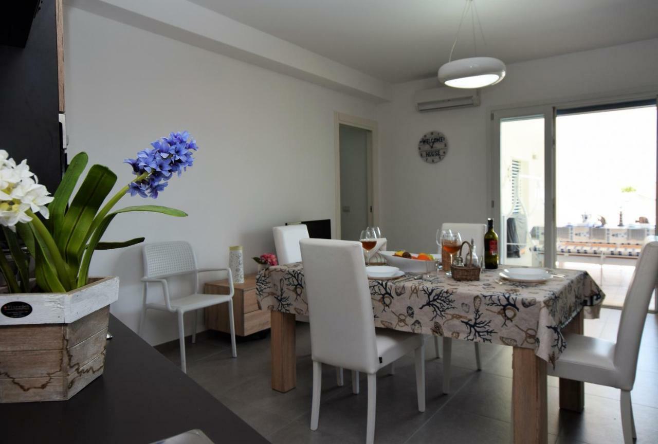 Delposto Marina Di Ragusa Prl מראה חיצוני תמונה