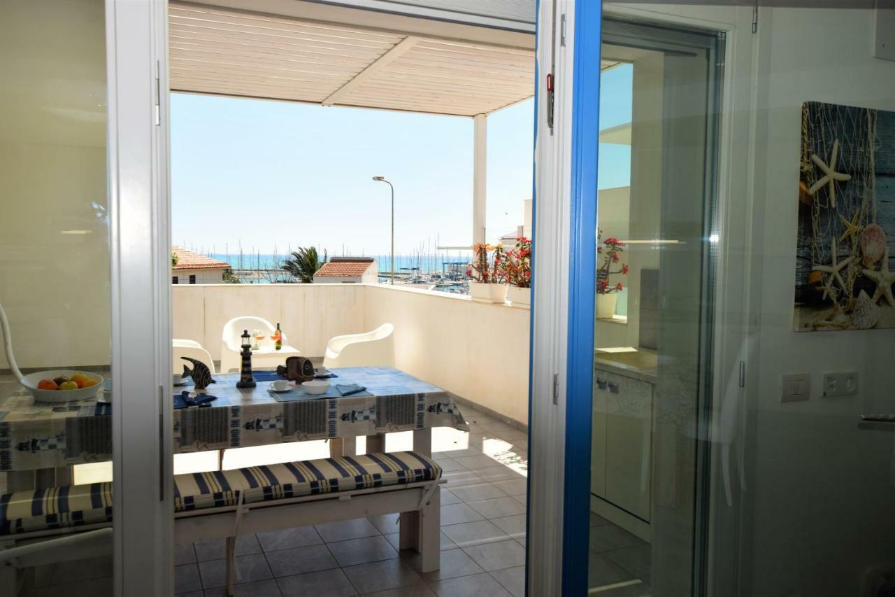 Delposto Marina Di Ragusa Prl מראה חיצוני תמונה