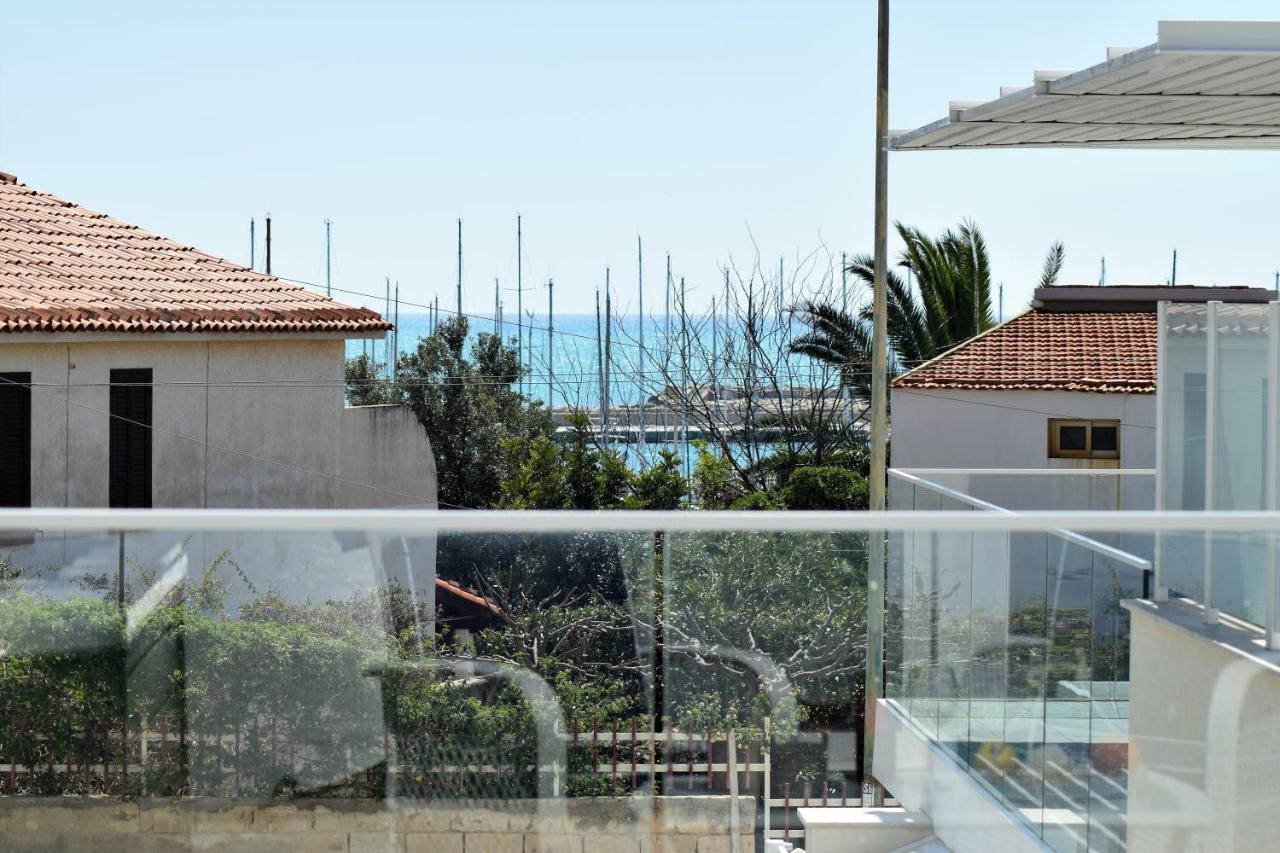 Delposto Marina Di Ragusa Prl מראה חיצוני תמונה